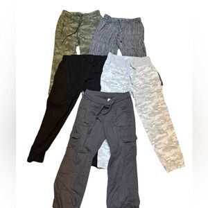 Women’s Pants Perfect For Spring Size Small 5 For $20 - F3
